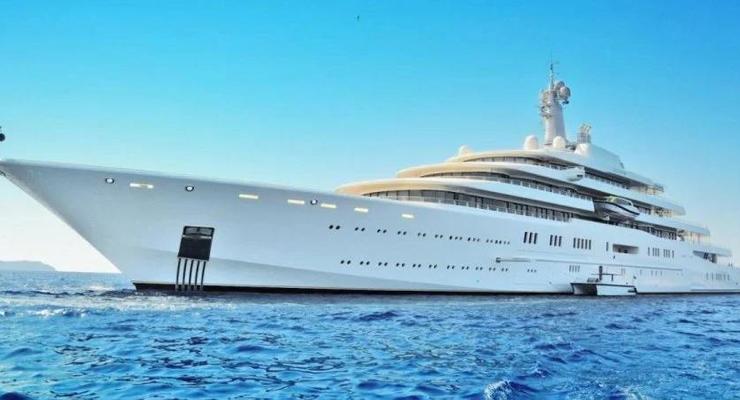 Абрамович и Геффен: 50 яхт миллиардеров собрались у острова Сен-Мартен