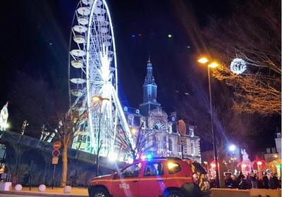 Во Франции с колеса обозрения эвакуировали 140 человек