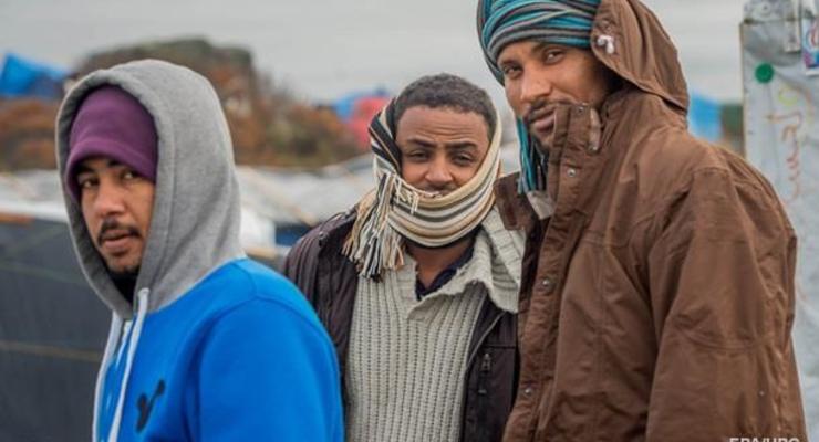 В Британии на Ла-Манше спасли 49 мигрантов