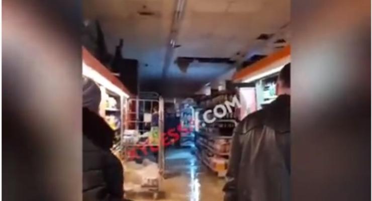В Одессе супермаркет затопило кипятком