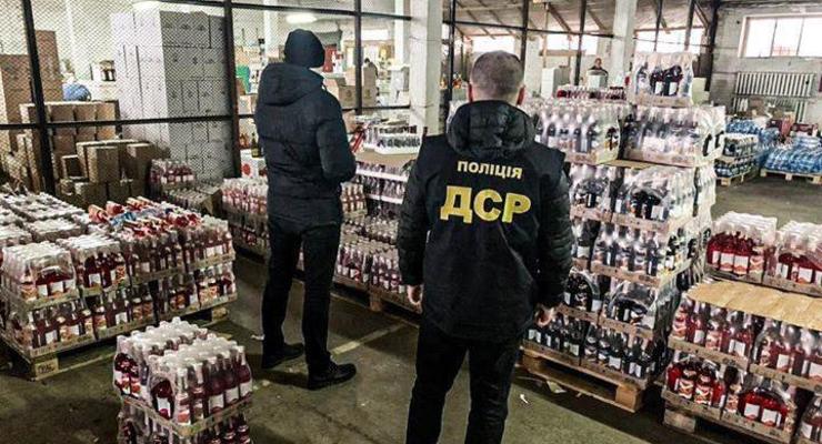 В Ровно изъяли 24 тысячи бутылок фальсификата