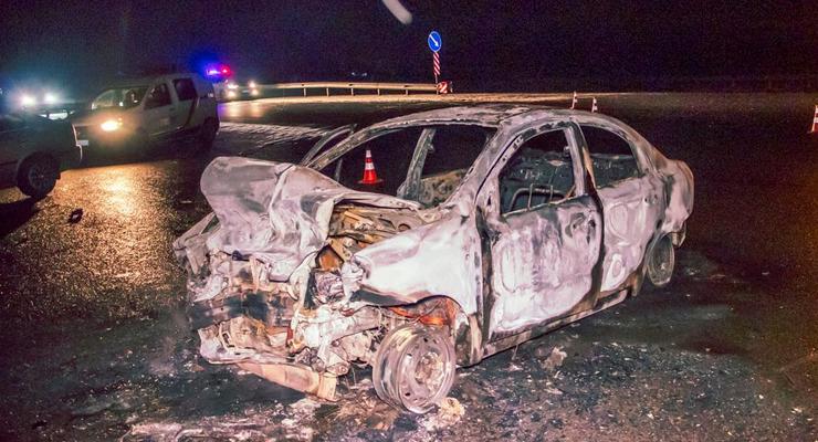 ДТП под Киевом: один автомобиль сгорел