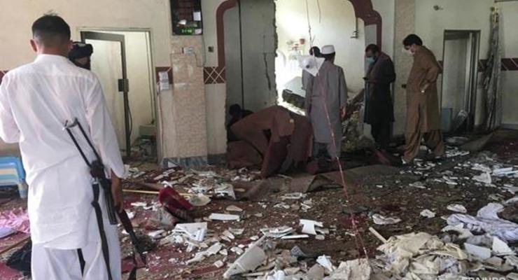 В Пакистане прогремел взрыв в мечети, есть погибшие