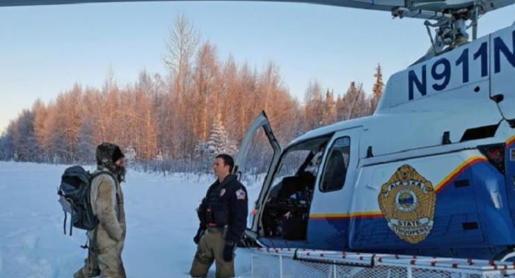 На Аляске мужчина три недели прожил на морозе без дома
