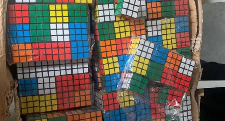 Одесские таможенники изъяли контрабандные кубики Рубика на 3 млн грн