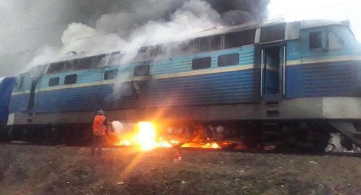 В Украине на ходу загорелся пассажирский поезд Шостка-Киев
