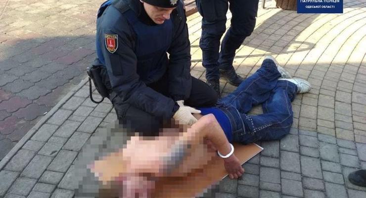 Одесские полицейские задержали полуголого "охотника за привидениями"