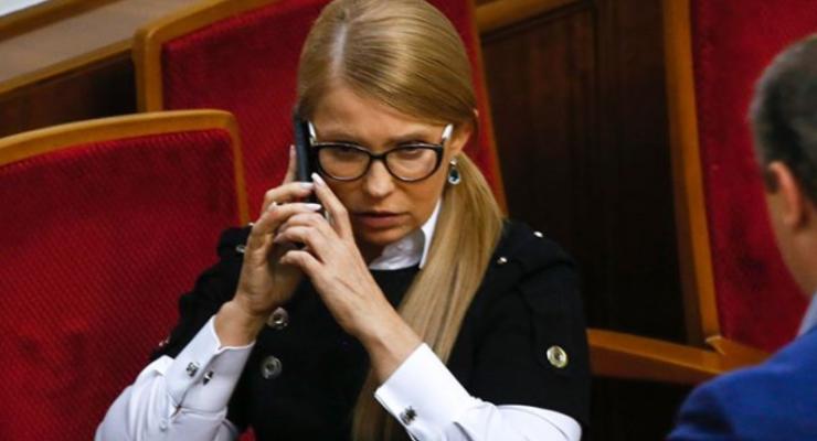 Юлия Тимошенко борется с бедностью в роскошном кортеже