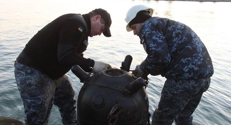 Военные анонсировали минные поля на Азовском море