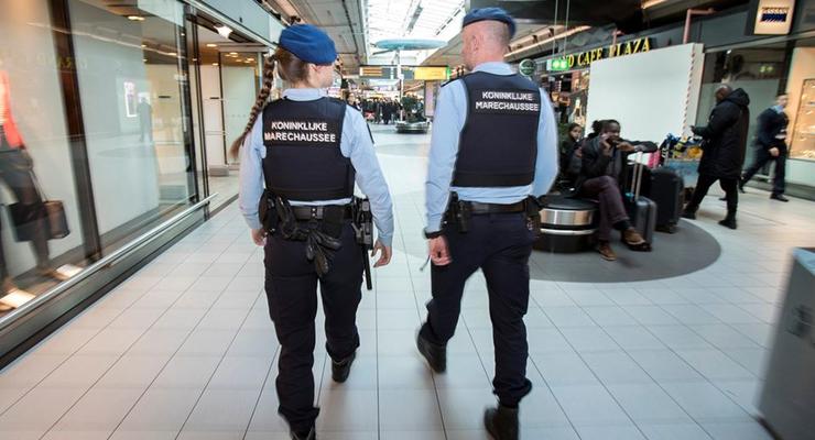 В аэропорту Амстердама задержан украинец за жестокое обращение с дочерью