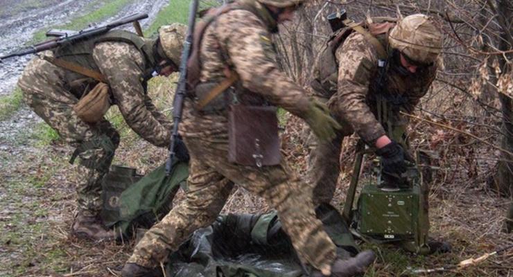 Боевики три раза обстреливали позиции ВСУ на Донбассе, есть раненный