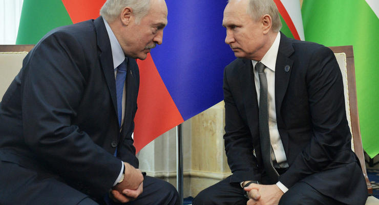 "Меня съедят": Лукашенко заявил, что не может "растворить Беларусь в братской России"