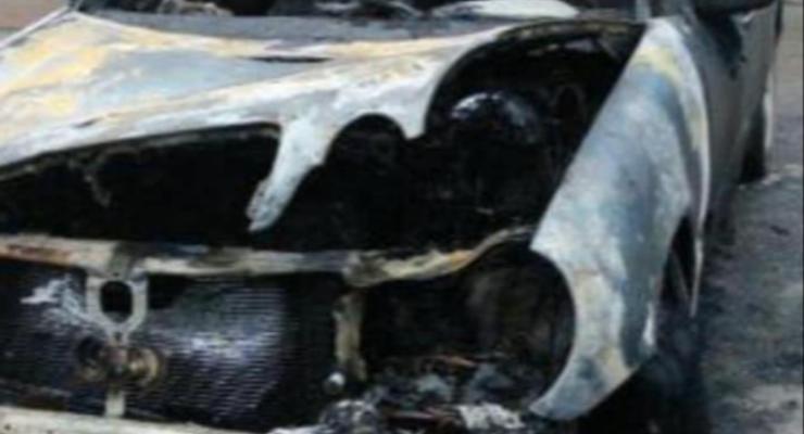 Во Львове военному комиссару сожгли авто