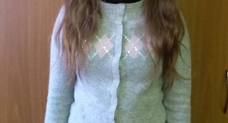 В Киеве ищут 15-летнюю девочку с длинными волосами