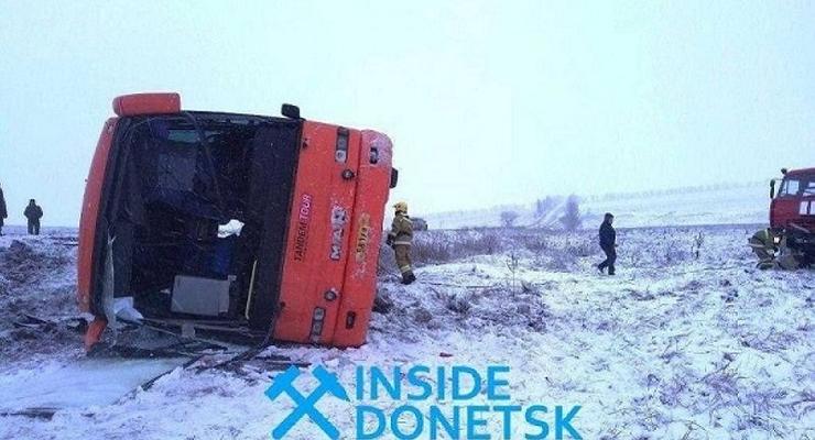 В "ДНР" перевернулся автобус: 22 раненых, есть жертвы