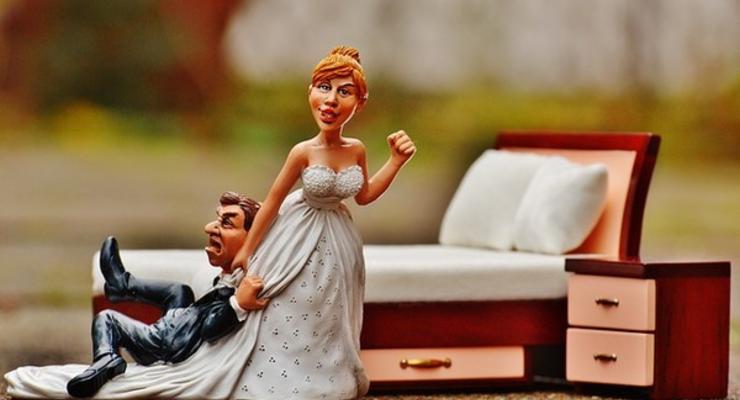 В День влюбленных в Украине будут регистрировать браки до полуночи