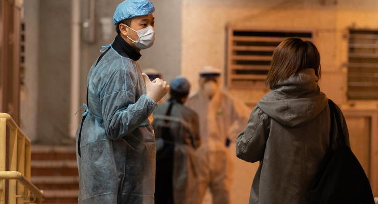 В Китае число жертв коронавируса превысило 1000