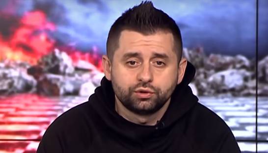 Арахамия говорит, что не предлагал поставлять воду в Крым