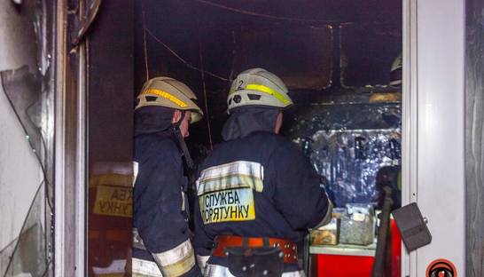 В центре Днепра произошел пожар в пивном магазине