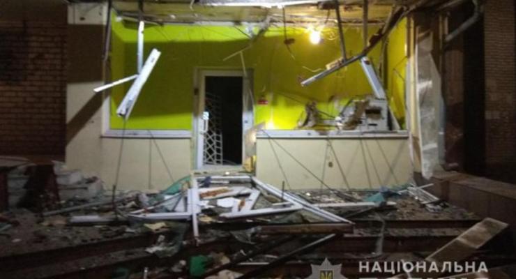 В Запорожье грабители взорвали банкомат с помощью воздушных шаров