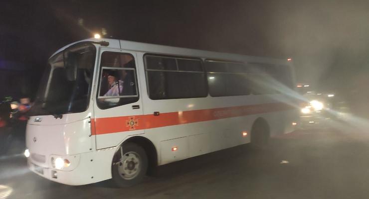 Автобусы с эвакуированными прибыли в Новые Санжары