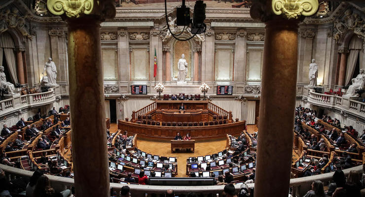 Парламент Португалии поддержал закон об эвтаназии