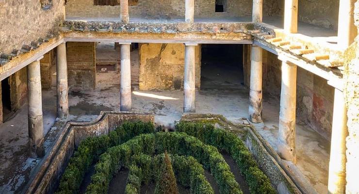 В Помпеях три дома открыли для туристов