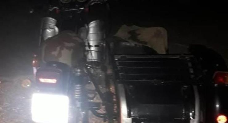 Под Одессой пьяный полицейский на мотоцикле устроил ДТП: Его пассажир погиб