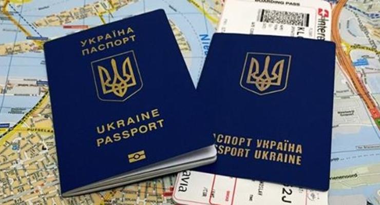 Жителям ОРДЛО и Крыма выдано рекордное количество загранпаспортов
