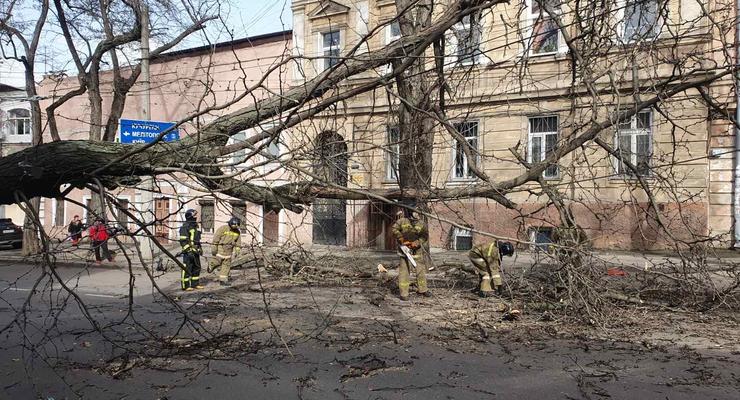Непогода в Украине: один погибший, четверо раненых