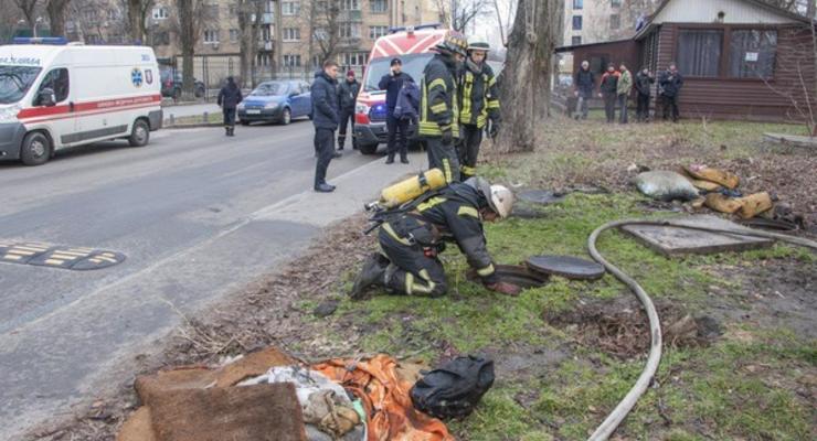 В Киеве во время пожара в люке теплотрассы нашли три обгоревших трупа