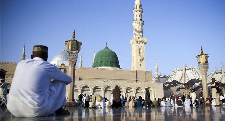 Коронавирус: Саудовская Аравия ввела запрет на въезд паломников