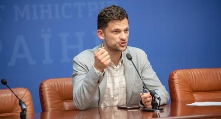 Дубилет хочет "декоммунизировать" социальную помощь в Украине