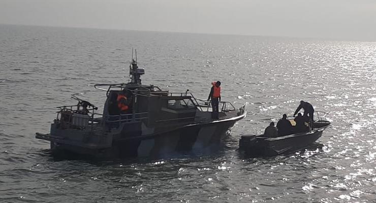 Задержанных на Азове рыбаков привлекли к админответственности