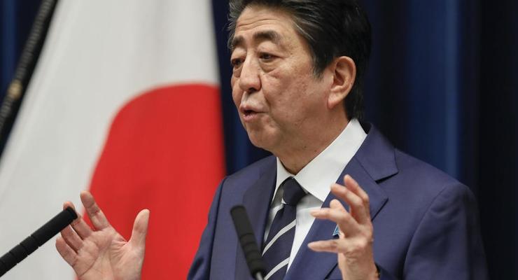 Японцев призвали не сеять панику и не создавать дефицита туалетной бумаги