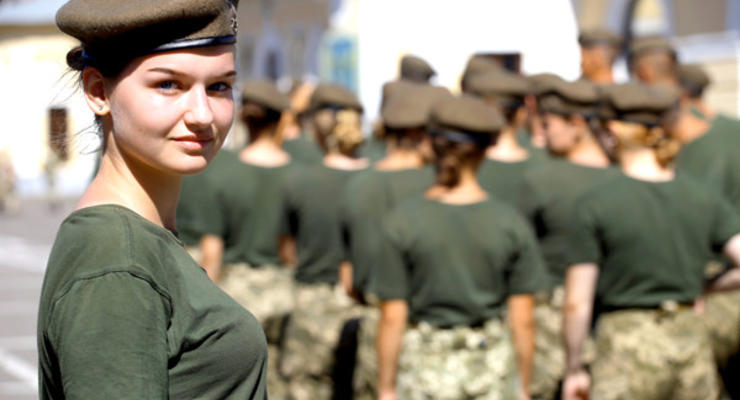 Минобороны создает женский спецназ для охраны топ-чиновниц
