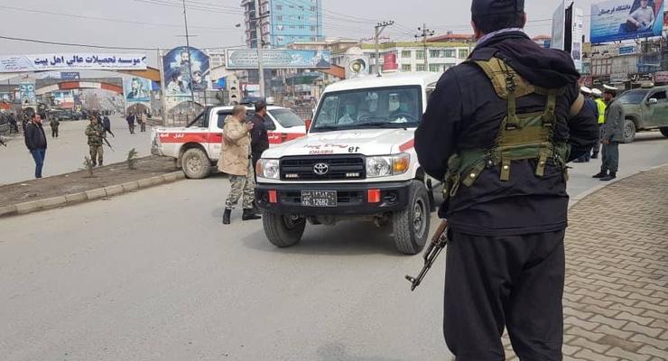 В Кабуле произошла стрельба на церемонии с участием премьера