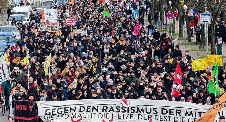 В Германии прошла демонстрация за прием беженцев