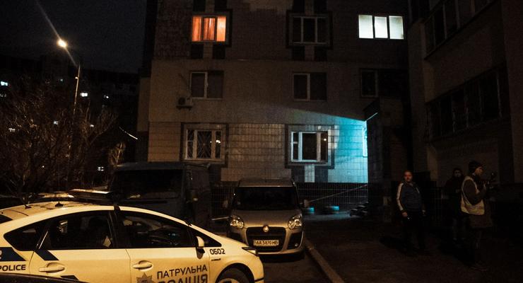 В Киеве мужчина выпрыгнул из окна многоэтажки - СМИ