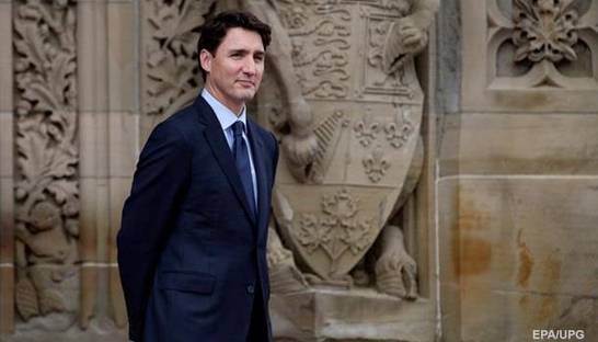 Премьер Канады ушел в самоизоляцию из-за болезни жены