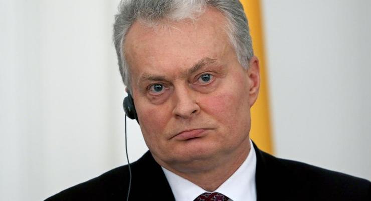 Президент Литвы отказался от поездки в Украину