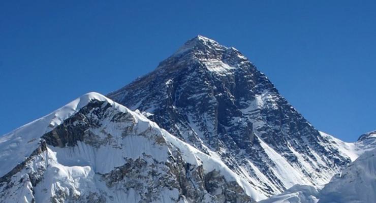 Непал отменил все экспедиции на Эверест из-за коронавируса – СМИ