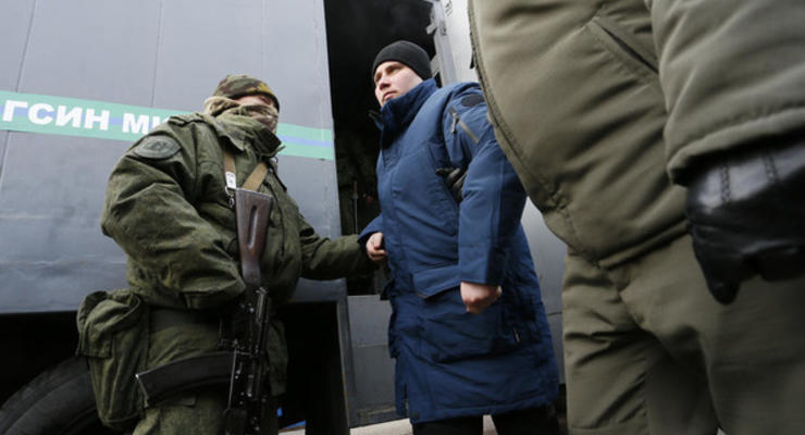 На Донбассе сепаратисты пытали священников