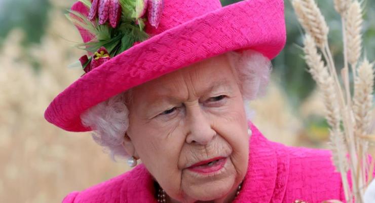 Елизавета ІІ обратилась к британцам в связи с коронавирусом