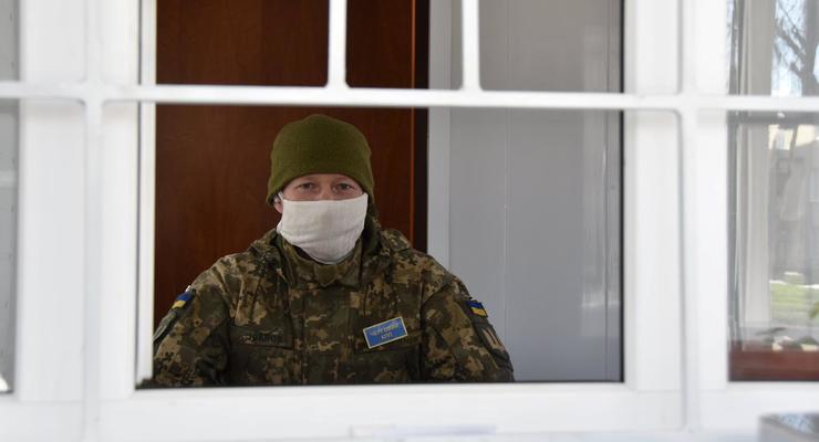 В Украине военные подготовили госпитали для больных COVID-19