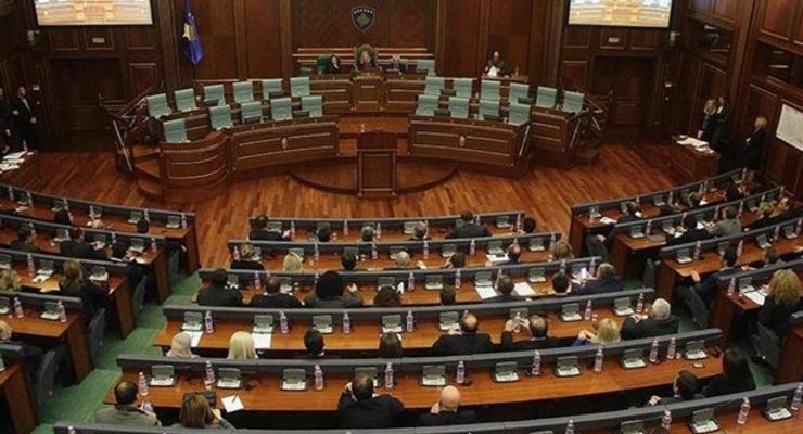 Правительство Косово отправили в отставку после двух месяцев работы