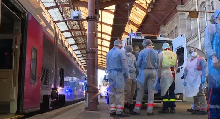 Франция эвакуирует больных на скоростных поездах
