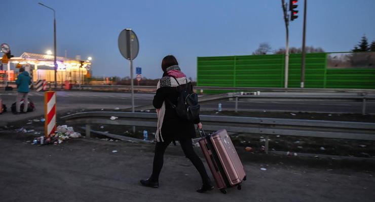 За границей остаются девять тысяч украинцев