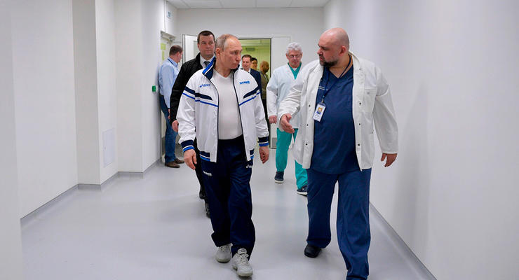 У сопровождавшего Путина главврача больницы нашли коронавирус