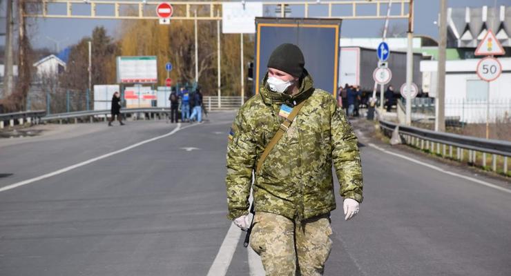 В Украину за сутки вернулись семь тысяч граждан из-за границы